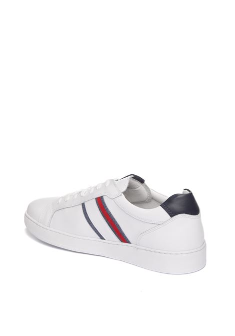 White 850 sneaker NERO GIARDINI | E302850UOAKLAND-707